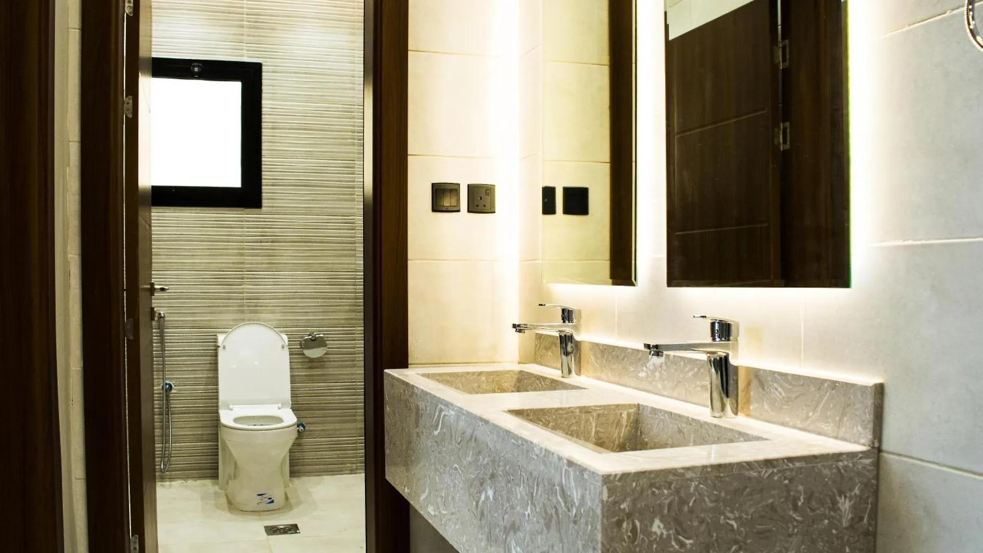 Apartment مساكن فوتهيلز الفاخرة Medina